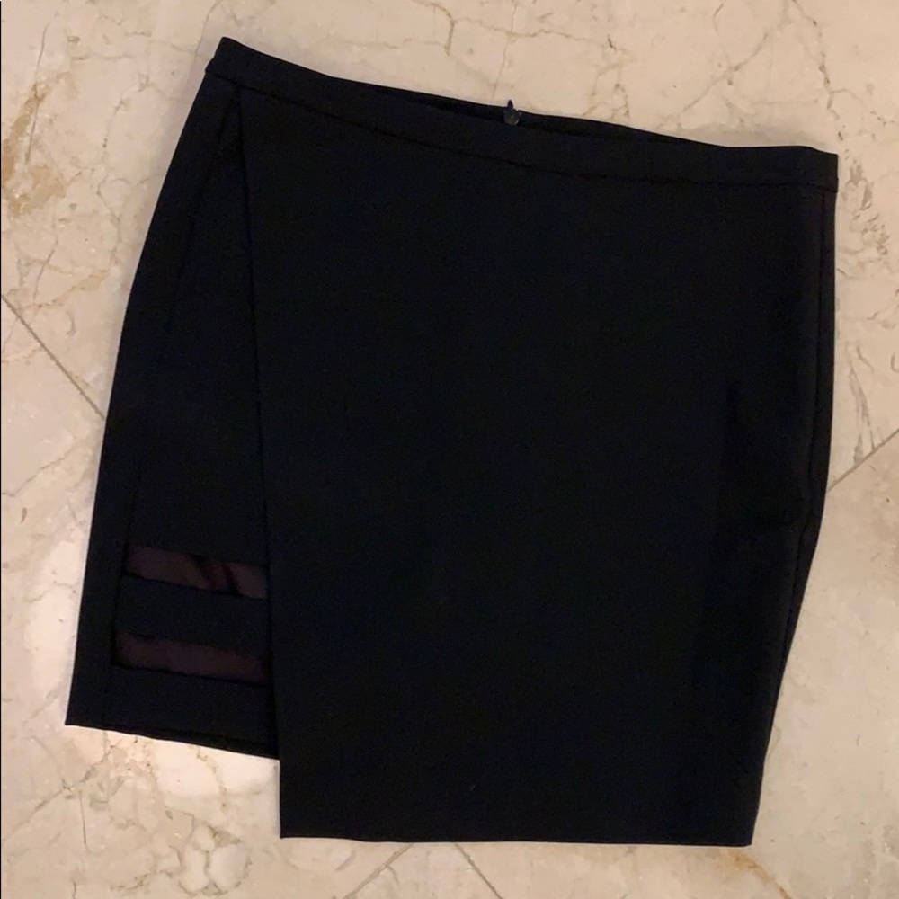 Mason mini skirt with slits.